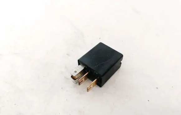 Peugeot 406 Other relay 232303