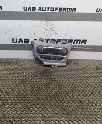 Ford Focus Climate control unit BM5T18C612CH
