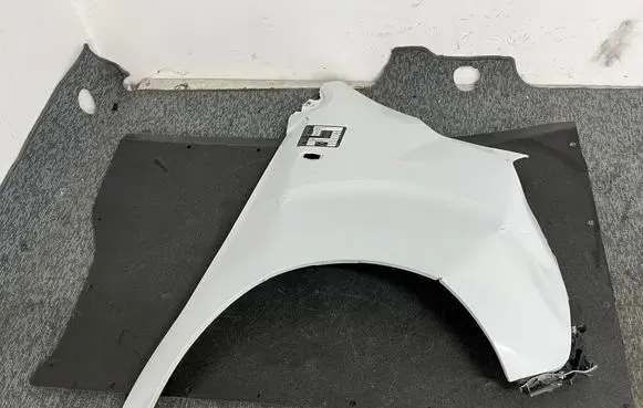 Peugeot Expert Fender 