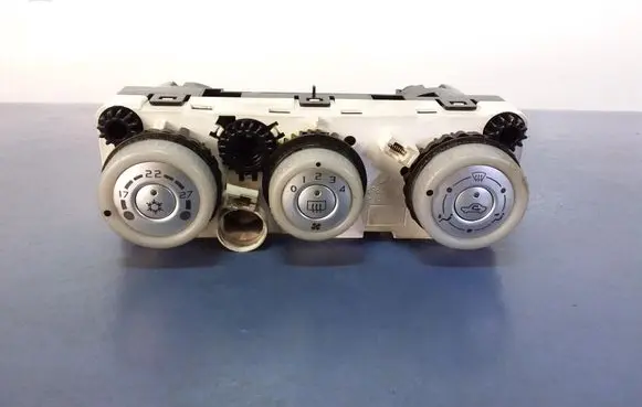 Mitsubishi Colt CZ3 Climate control unit 69667301