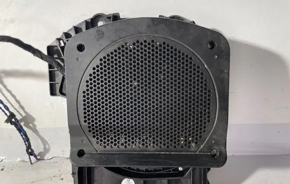 BMW 5 F10 F11 Parcel shelf speaker 11FEB11 919520002 512549
