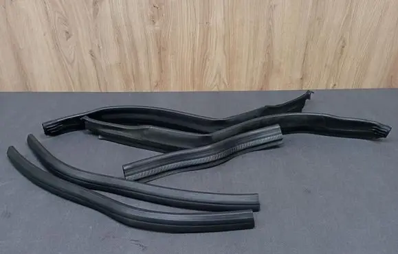 Mercedes-Benz E A207 Engine compartment bulkhead 2046280998 A2046280998 A2046280898
