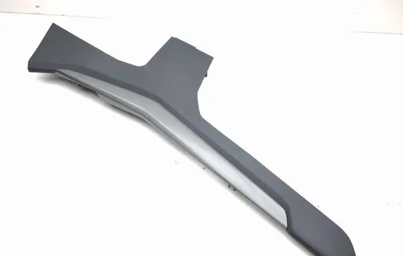 Ford Explorer Center console decorative trim R2KXR061A16AEW