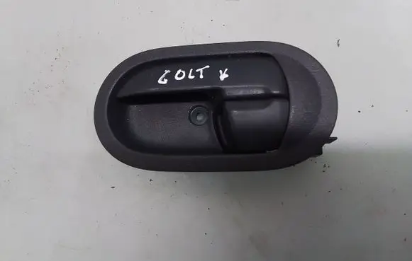 Mitsubishi Colt Front door interior handle