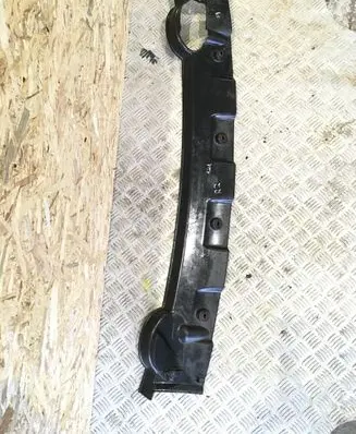 Front bumper lip