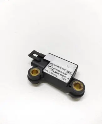 Mercedes-Benz ML W163 Airbag deployment crash/impact sensor A1638200226