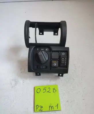 Opel Corsa B Light switch 4738928