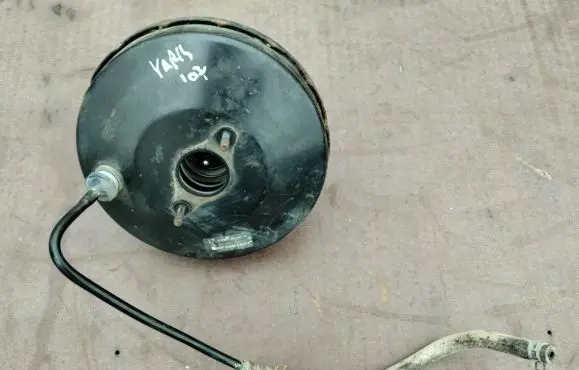 Toyota Yaris Brake booster 472000D170A 472000D170