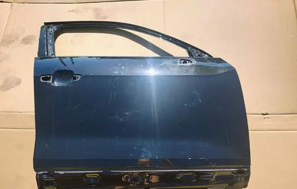 Audi Q2 - Front door 81A837068