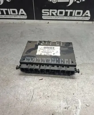 Mercedes-Benz E W211 Seat control module A2118200126 05020820