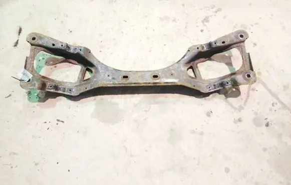 Volkswagen Touareg I Rear subframe 
