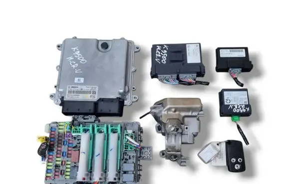 Honda CR-V Engine ECU kit and lock set 0281019213 37820-R7C-G21