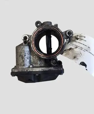 Volkswagen PASSAT B6 Throttle valve 03L128063D A2C5333753