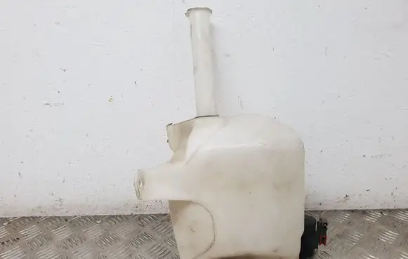 Honda Stream Windshield washer fluid reservoir/tank