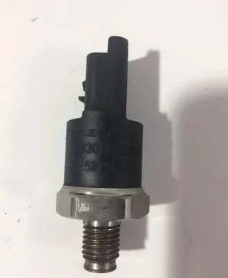 Ford Mondeo Mk III Fuel pressure sensor 9307Z502B 51HP0202