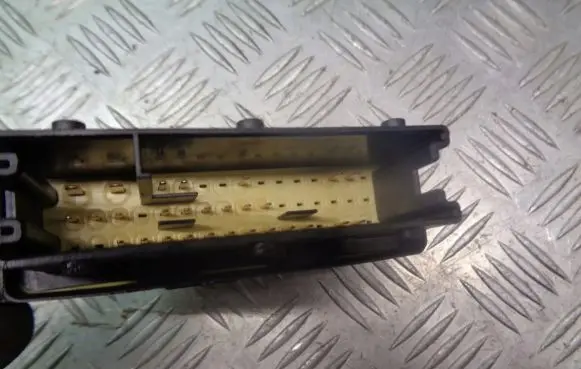Opel Vectra C Door control unit/module 13170177