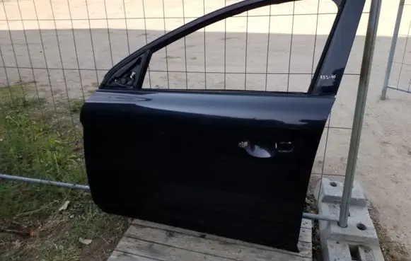 Volvo XC60 Front door