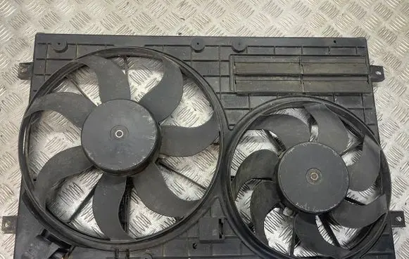 Audi A3 S3 8P Electric radiator cooling fan 1355D300199 1K0121205S 1K0121207AA