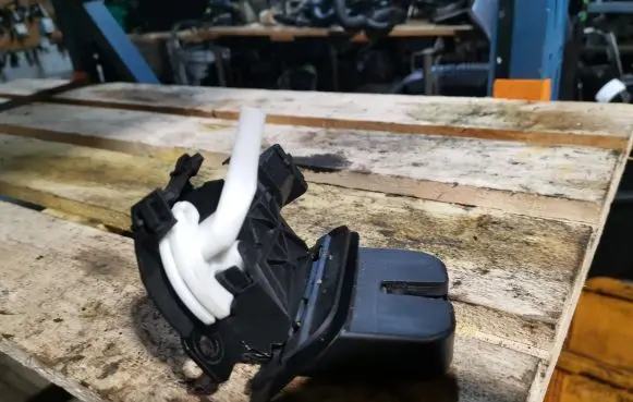 Audi Q7 4L Tailgate/trunk/boot lock/catch/latch