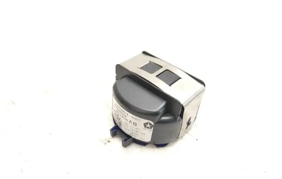Maserati Ghibli Rain sensor 670008302 68194576AB 101006140001