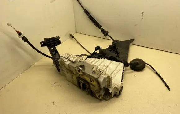 Mercedes-Benz A W169 Front door lock 1697202835