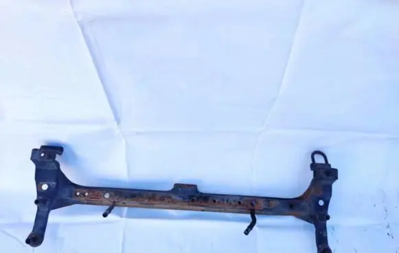 Volkswagen PASSAT B3 Front subframe
