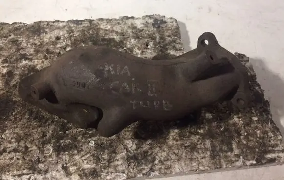 KIA Carnival Exhaust manifold