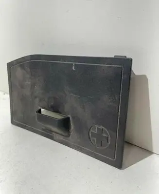 Audi A8 S8 D3 4E Battery box tray cover/lid 8K2819424