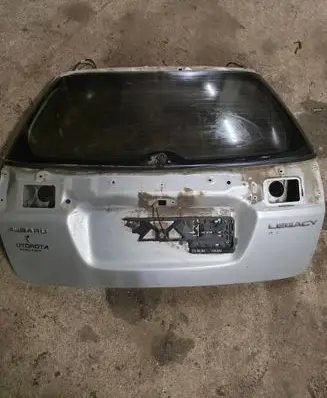Subaru Legacy Tailgate/trunk/boot lid 