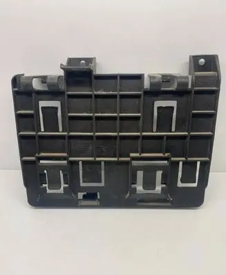 Chevrolet Traverse II Engine control unit holder 84672986
