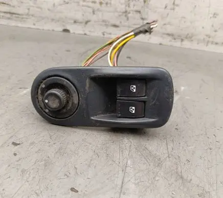Opel Vivaro Electric window control switch 9116523 8200011867 N29181