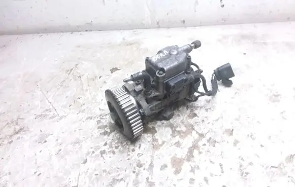 Volkswagen Bora Fuel injection high pressure pump 038130107D 0460404977