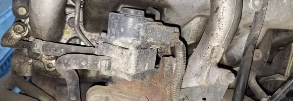 Nissan Terrano EGR valve