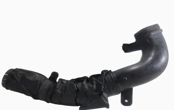 Hyundai Santa Fe Air intake hose/pipe 28212-2B100