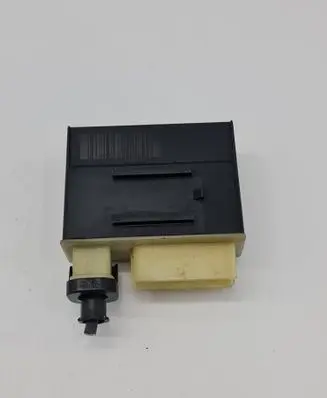 Peugeot 3008 II Glow plug pre-heat relay 9801916680 018010955