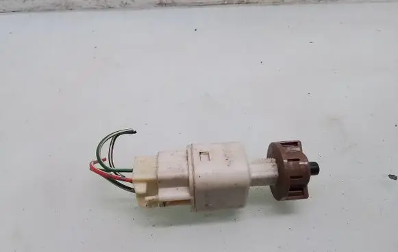 Toyota Avensis T250 Brake pedal sensor switch