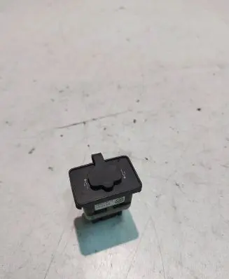 Alfa Romeo 159 USB socket connector 156074010 180906