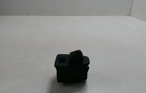 BMW 3 E46 Wing mirror switch 613183736929