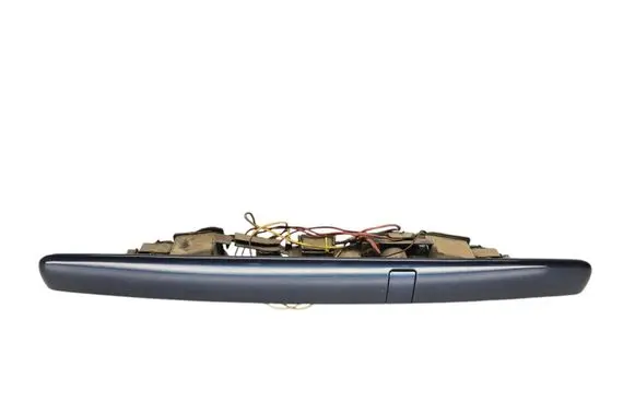 Volvo S70 V70 V70 XC Trunk door license plate light bar 09152705 567200001
