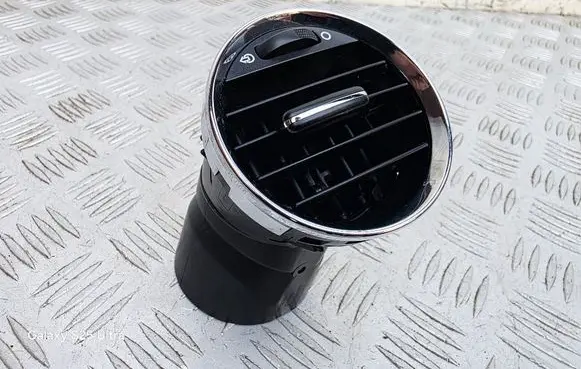 Dashboard side air vent grill/cover trim
