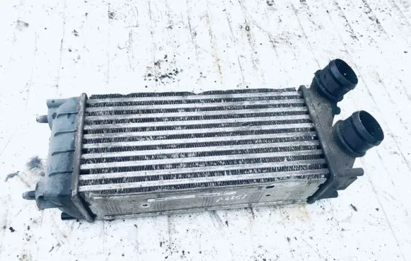 Citroen Berlingo Intercooler radiator 9684212480 m144105c