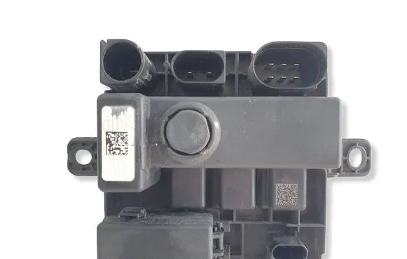 BMW X3 F25 Current control relay 7591534 12637591534
