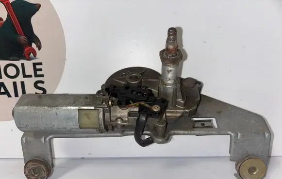 Volvo S40, V40 Rear window wiper motor 0390201529