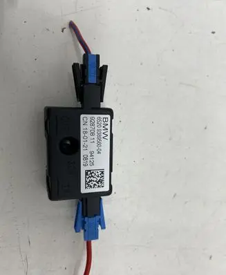 BMW iX3 G08 Aerial antenna amplifier 9389560