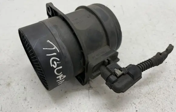 Volkswagen Tiguan Mass air flow meter 0281002956 03L906461A