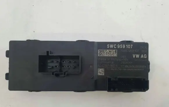 Volkswagen Golf VIII Tailgate/trunk control unit/module 5WC959107