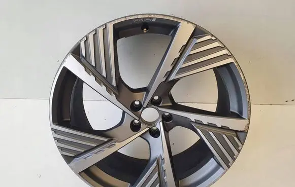 Audi e-tron R22 alloy rim 4KE601025B