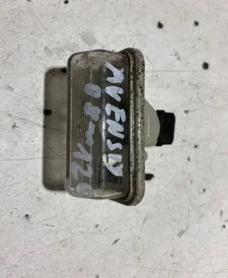 Toyota Avensis T250 Number plate light E1001479