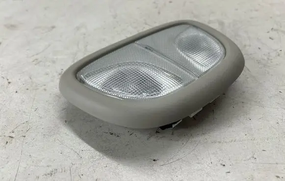 Jeep Cherokee Rear seat light 2275247 24289 5589048792