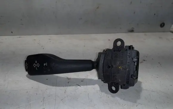 BMW X5 E53 Indicator stalk 8363668